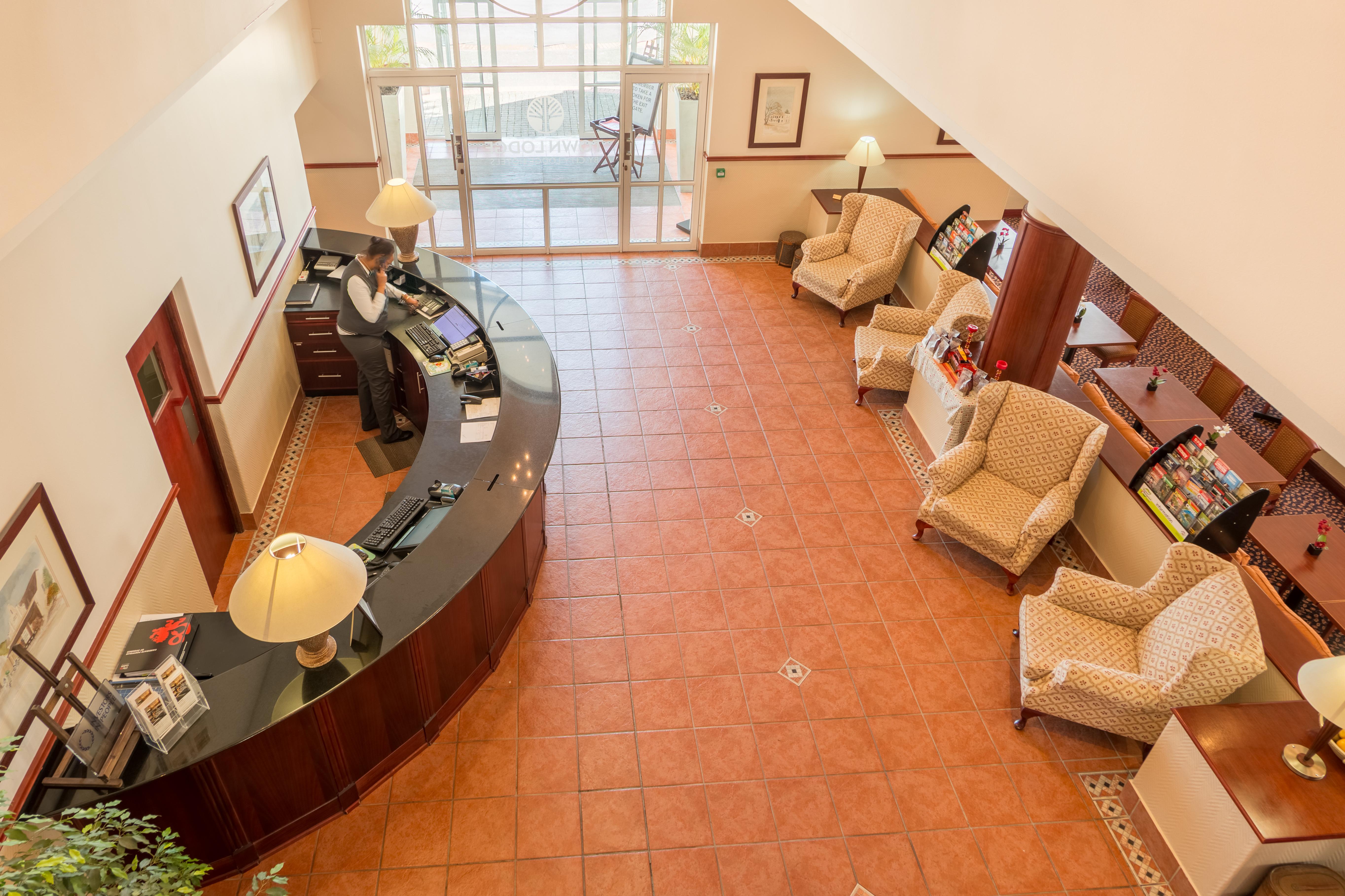 Town Lodge George Extérieur photo